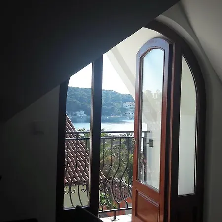 Jovic Apartment *